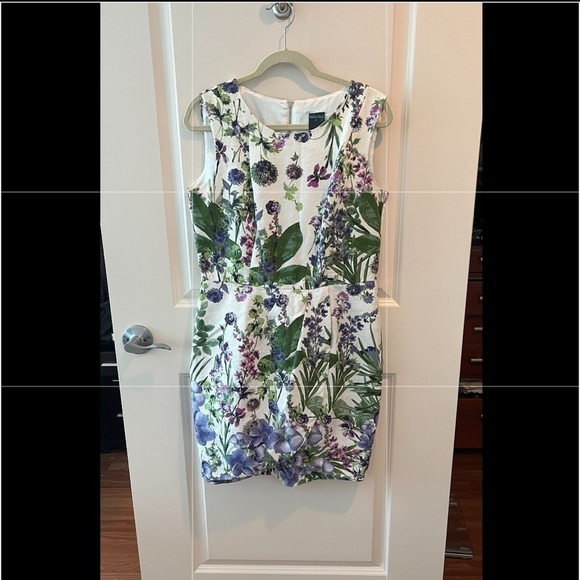 Gabby Skye Flower’s Print Dress Size 12 - Picture 2 of 15